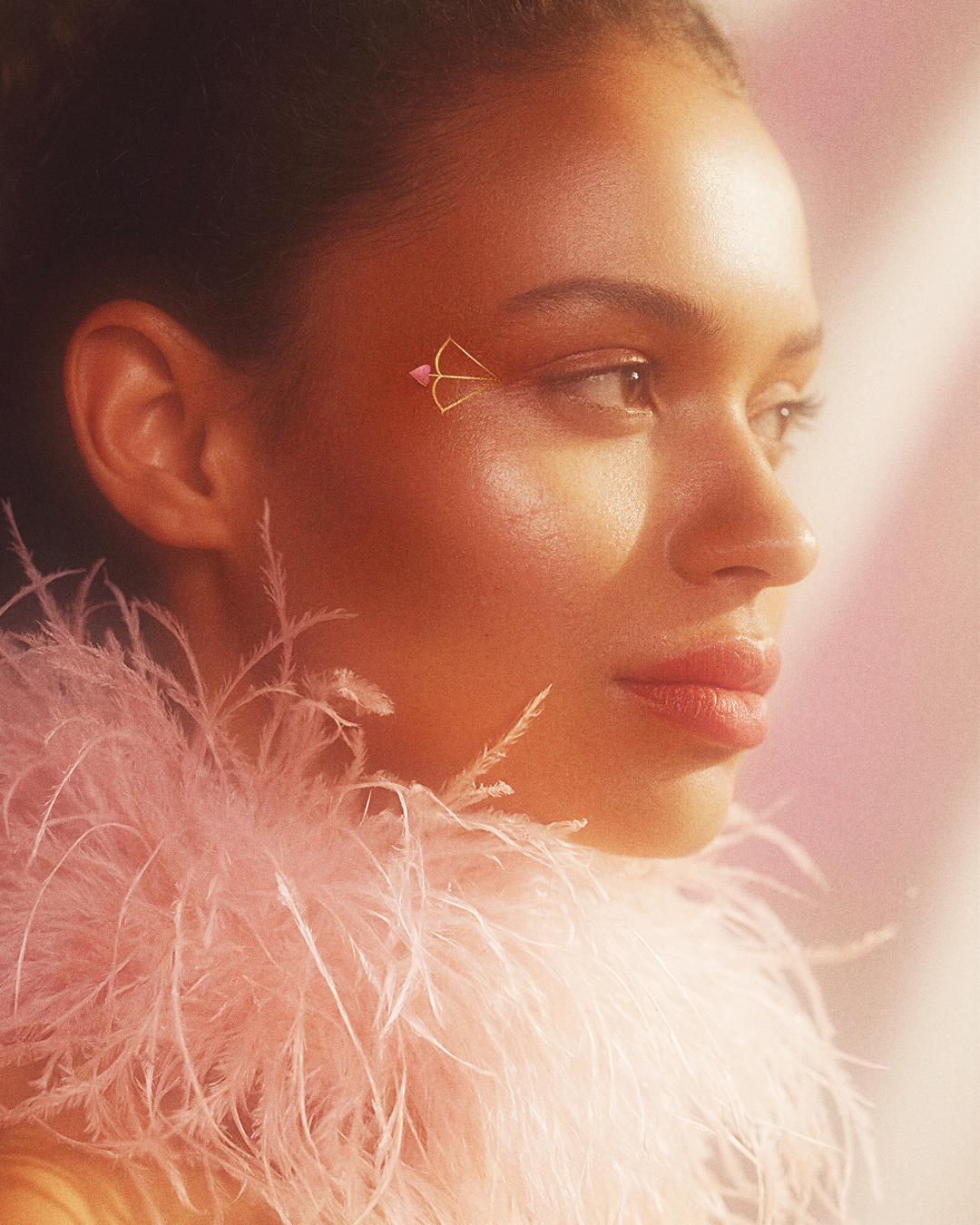 Cupid's Bow Eye Wings