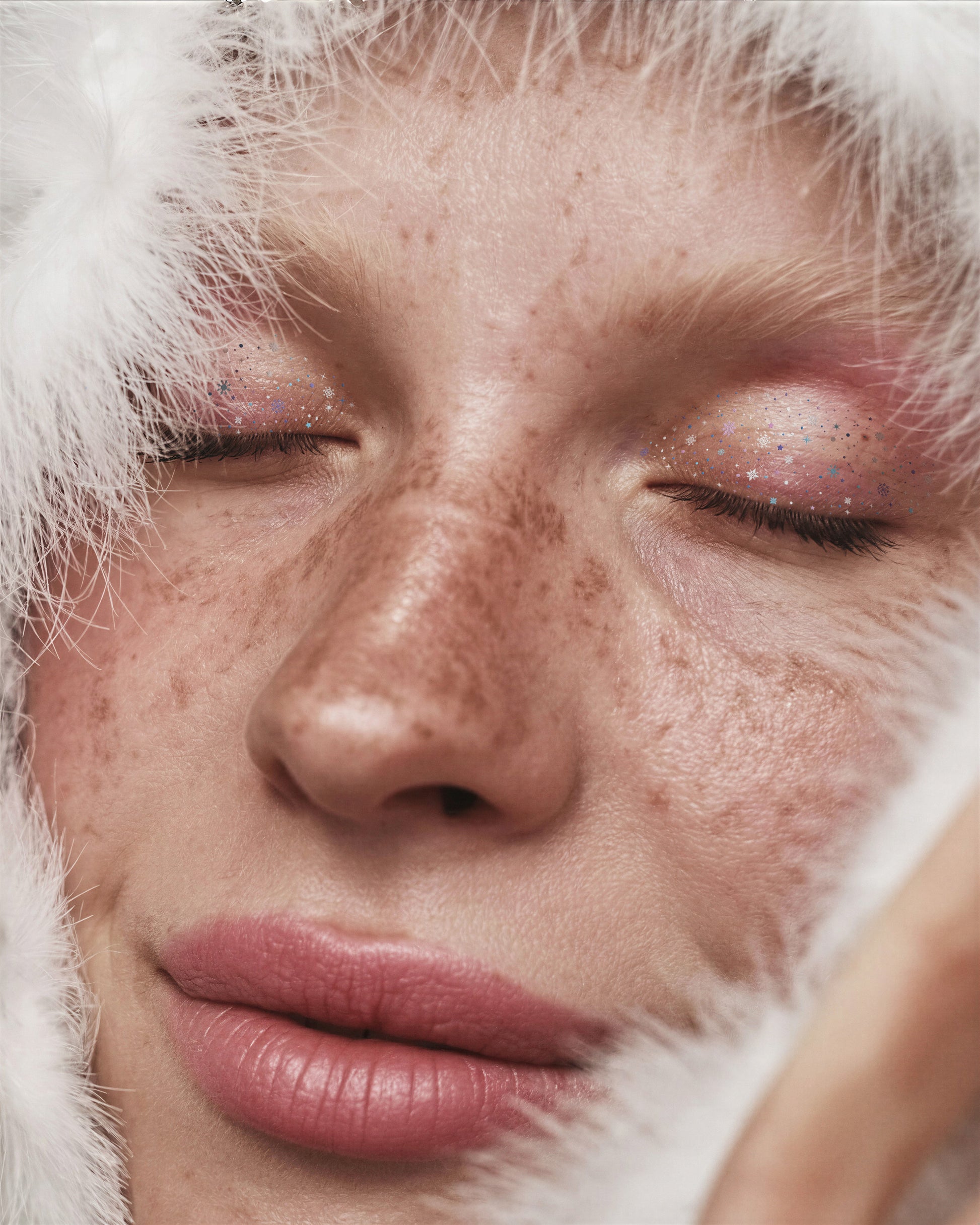 Snowflake Eye Speckles